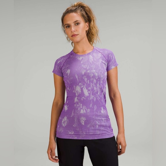 Lululemon Swiftly Tech Short-Sleeve Shirt 2.0 - Picture 1 of 2